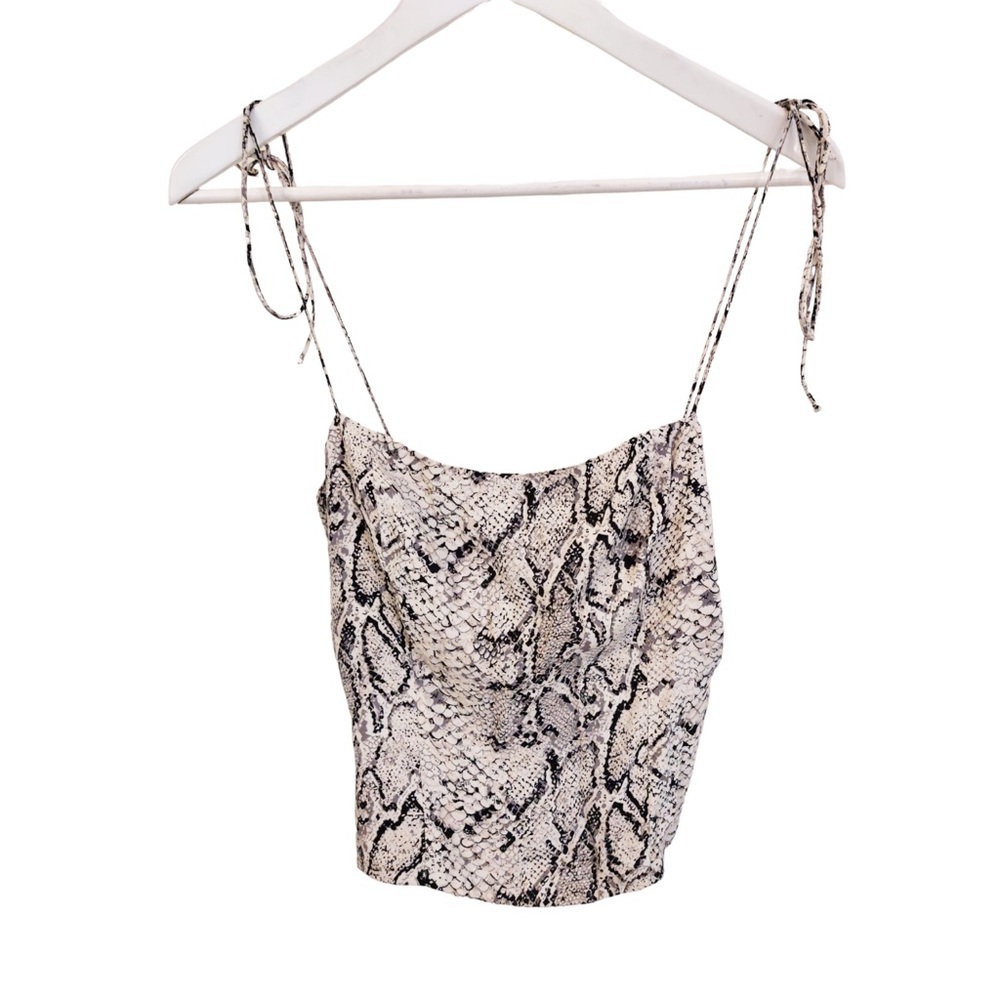 𝅺Reformation Meyer top Snake Print